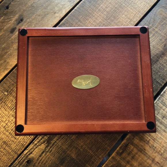 Edna Hibel “Girl on Horse” felt wooden trinket box - Picture 11 of 13